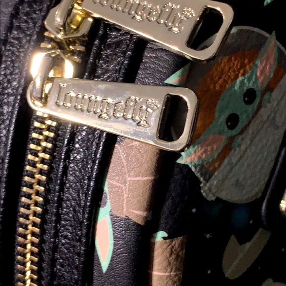 The Child Loungefly Disney Parks Exclusive 3 piece - Picture 5 of 11